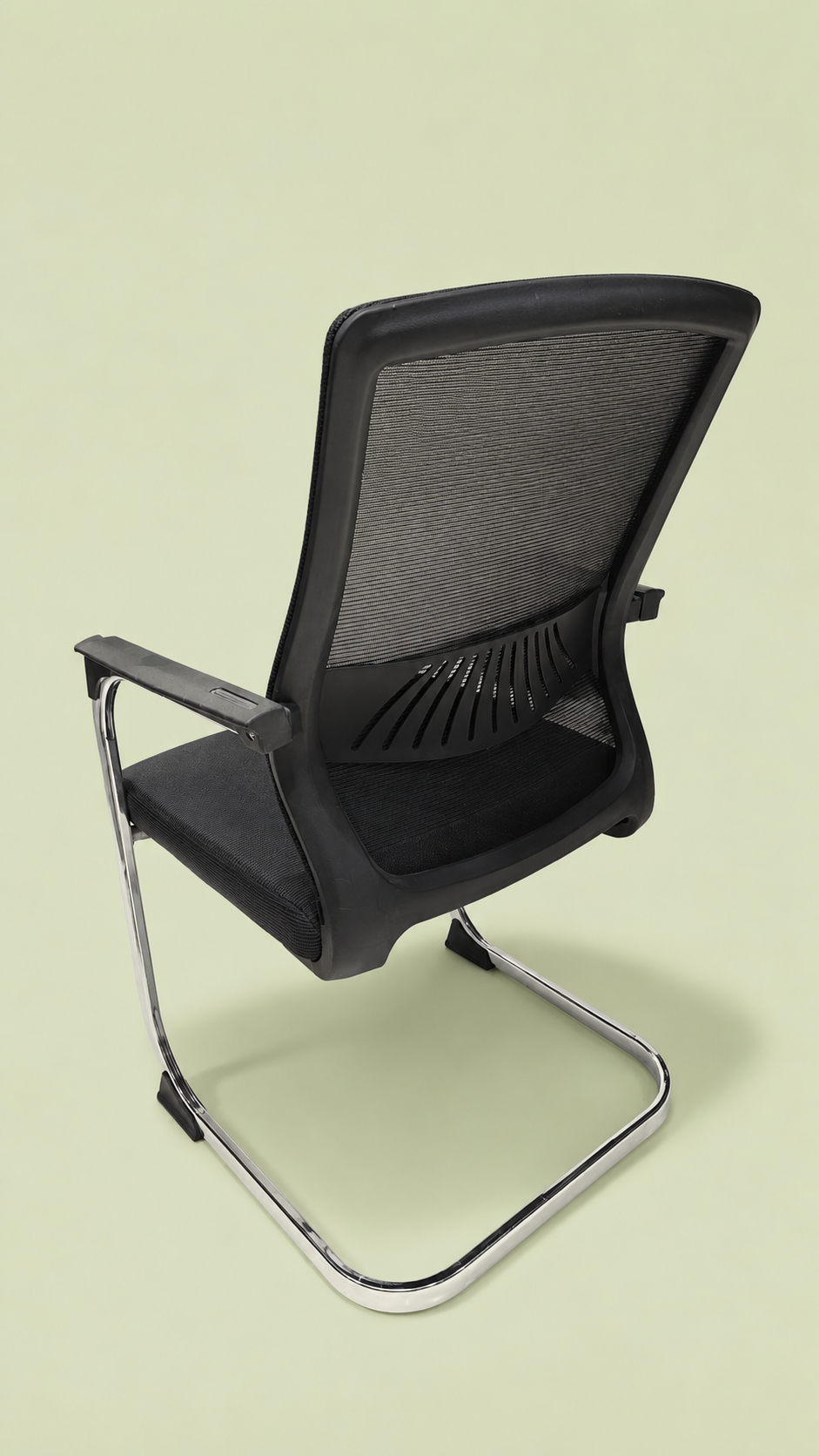 Jali fiber chair